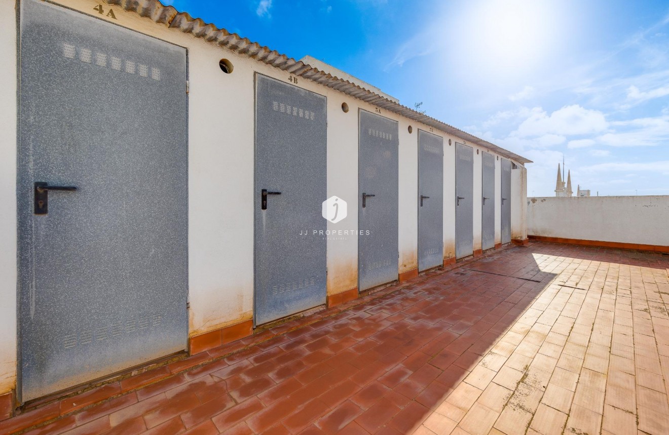 Tweedehands - Penthouse -
Torrevieja - Paseo maritimo