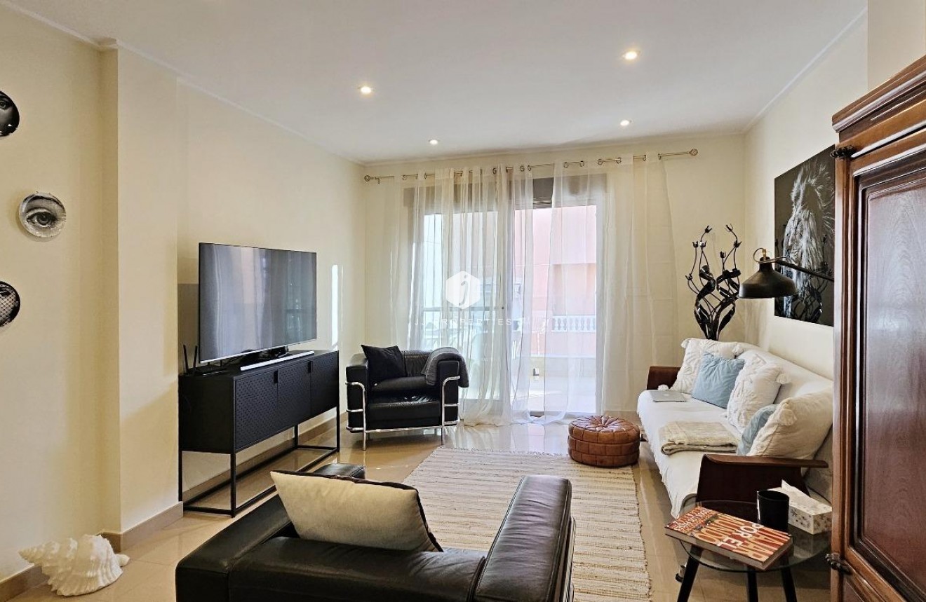 Tweedehands - Appartement / flat -
Torrevieja - Estacion de autobuses