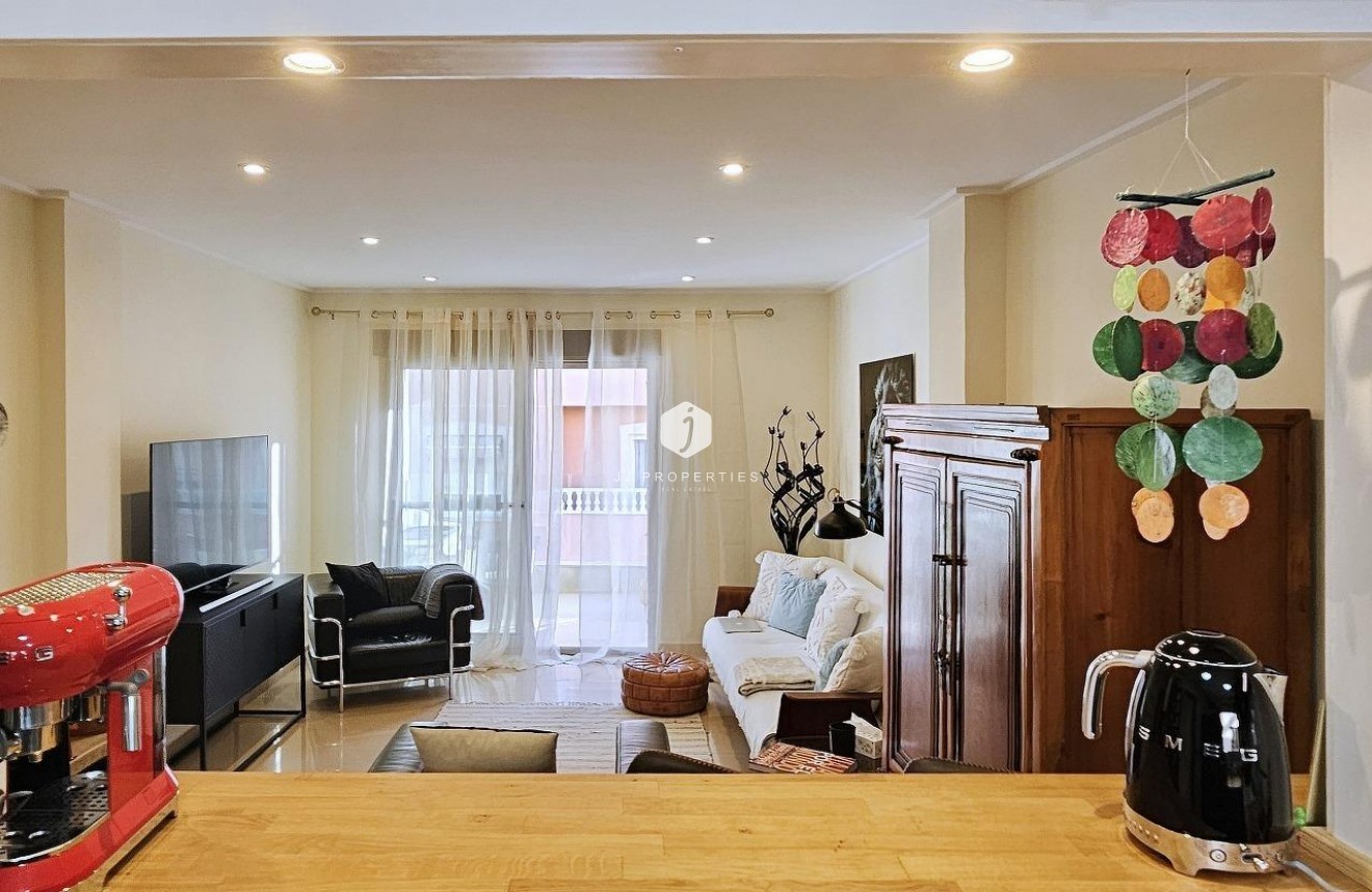 Tweedehands - Appartement / flat -
Torrevieja - Estacion de autobuses