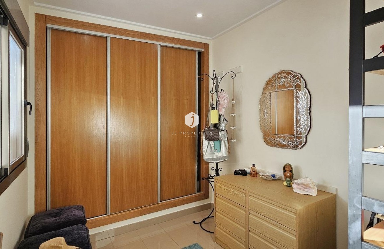 Tweedehands - Appartement / flat -
Torrevieja - Estacion de autobuses