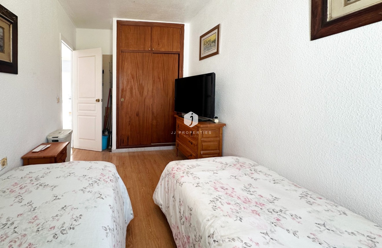 Tweedehands - Bungalow -
Orihuela Costa - Costa Blanca