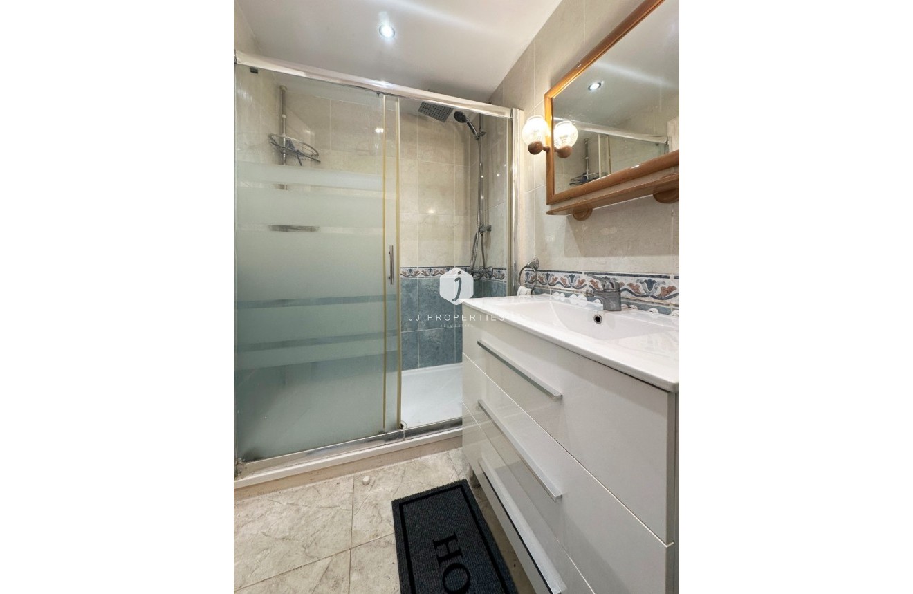 Tweedehands - Bungalow -
Orihuela Costa - Costa Blanca