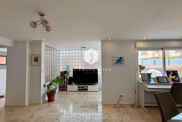 Tweedehands - Villa -
Torrevieja - Los Frutales