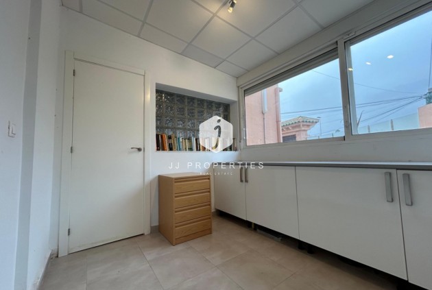 Tweedehands - Villa -
Torrevieja - Los Frutales