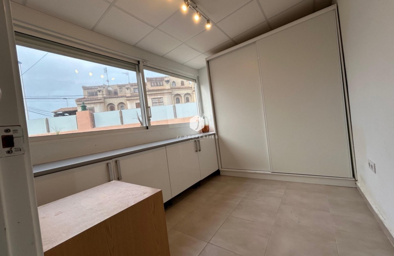 Tweedehands - Villa -
Torrevieja - Los Frutales