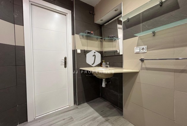 Tweedehands - Villa -
Torrevieja - Los Frutales