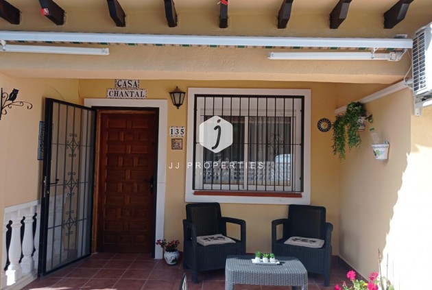 Tweedehands - Bungalow -
San Miguel de Salinas - Costa Blanca Sur