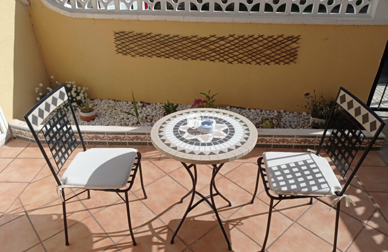Tweedehands - Bungalow -
San Miguel de Salinas - Costa Blanca Sur