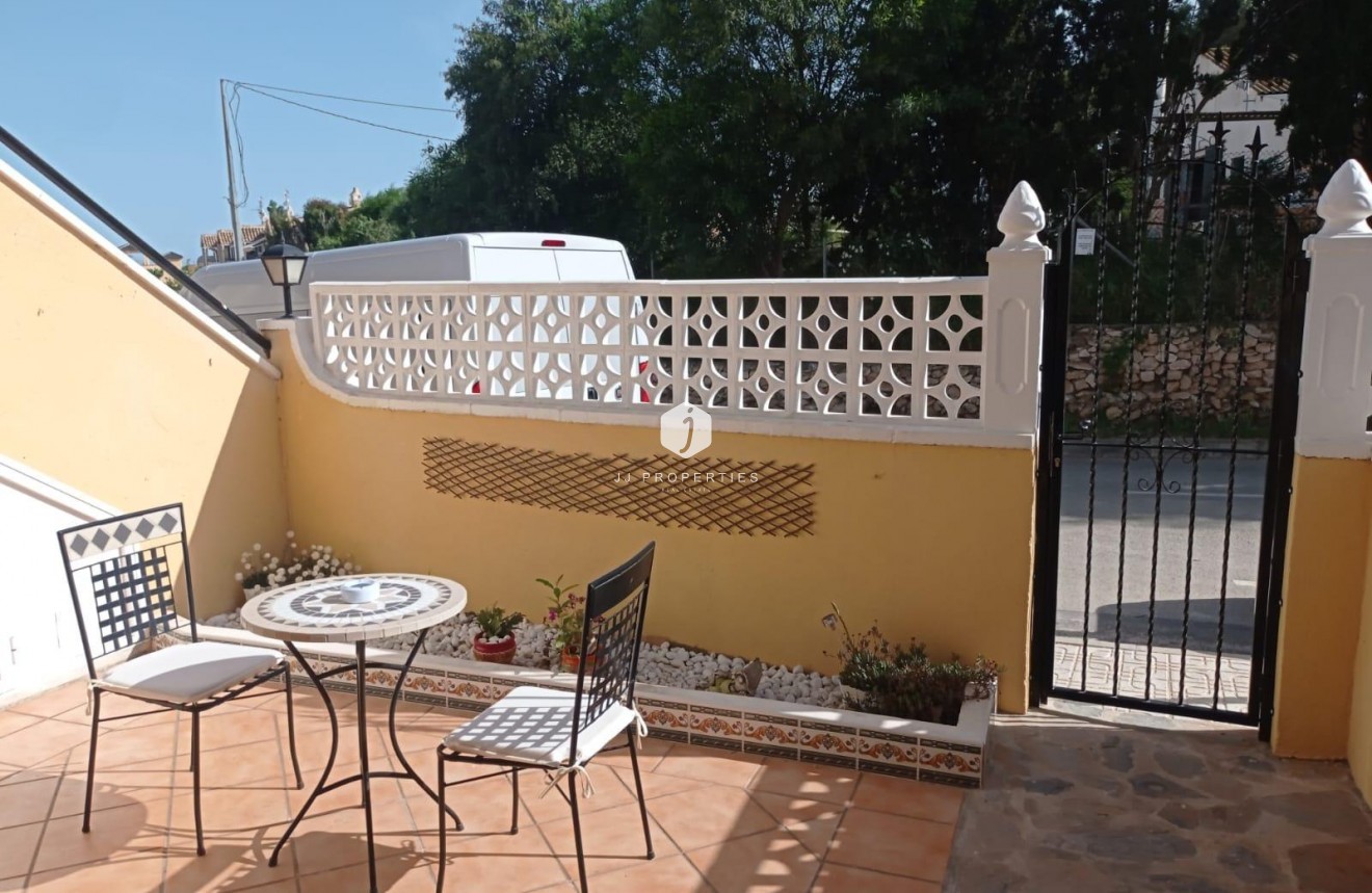 Tweedehands - Bungalow -
San Miguel de Salinas - Costa Blanca Sur