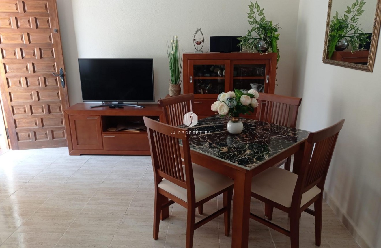 Tweedehands - Bungalow -
San Miguel de Salinas - Costa Blanca Sur