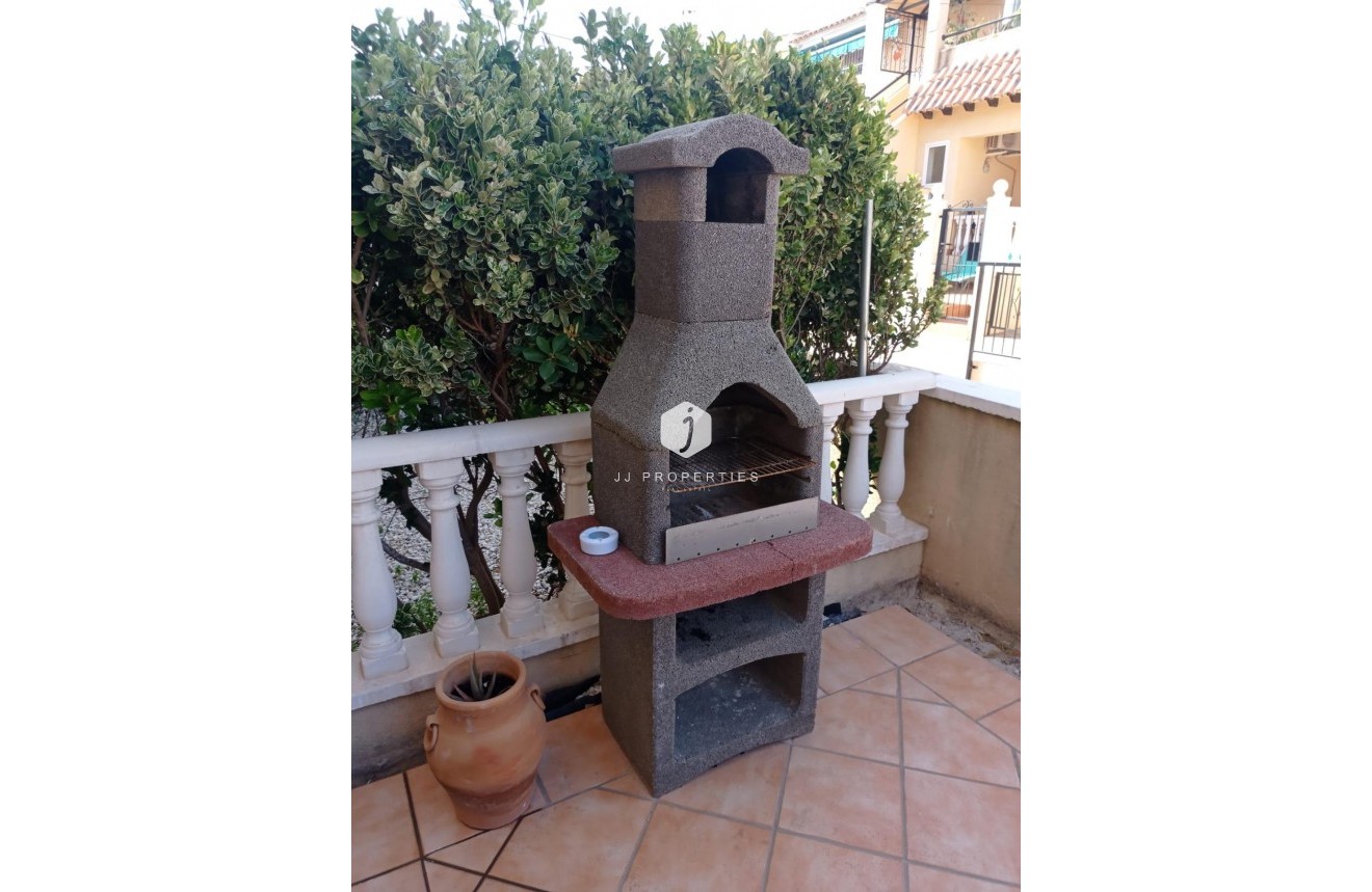 Tweedehands - Bungalow -
San Miguel de Salinas - Costa Blanca Sur