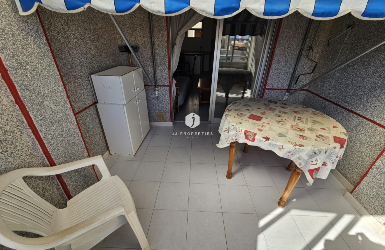 Z drugiej ręki - Mieszkanie w bloku -
Torrevieja - Centro