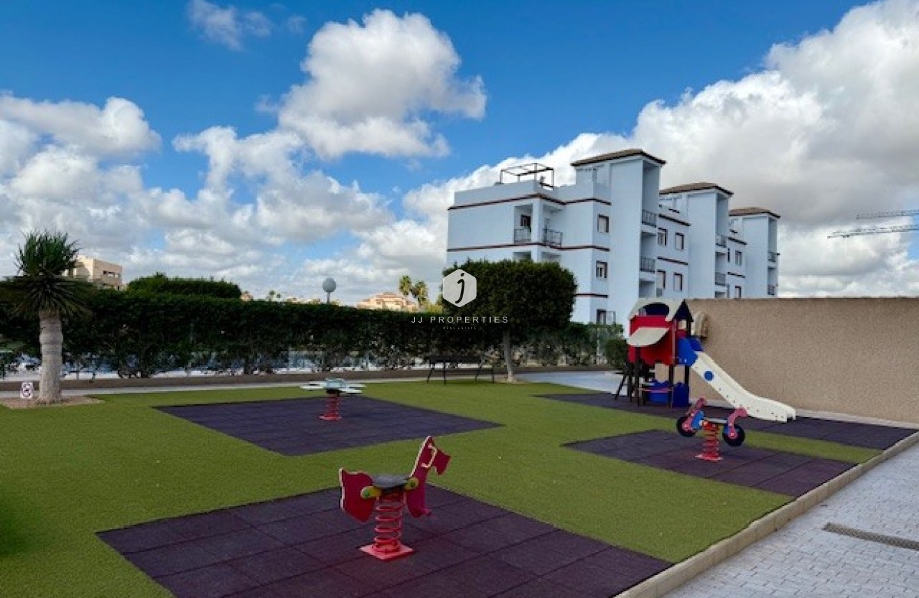 D'occasion - Appartement -
Orihuela Costa - Costa Blanca