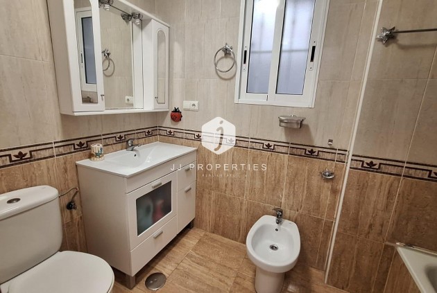 Tweedehands - Appartement / flat -
Torrevieja - Playa del Cura