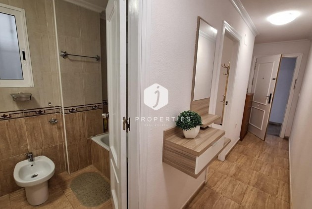 Tweedehands - Appartement / flat -
Torrevieja - Playa del Cura