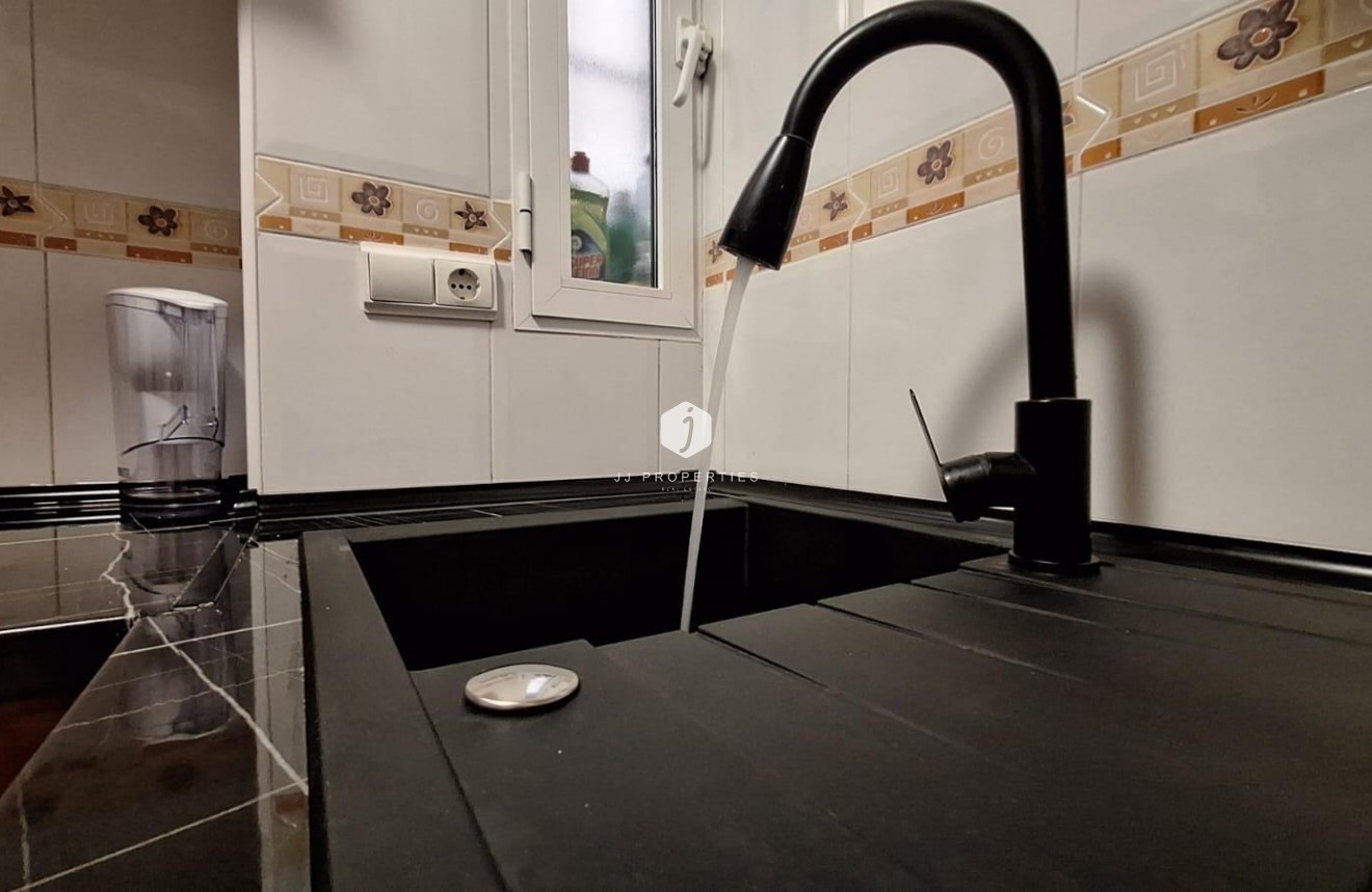 Tweedehands - Appartement / flat -
Torrevieja - Playa del Cura