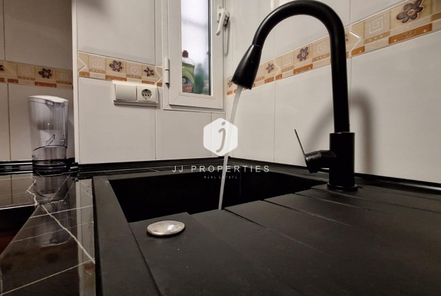 Tweedehands - Appartement / flat -
Torrevieja - Playa del Cura