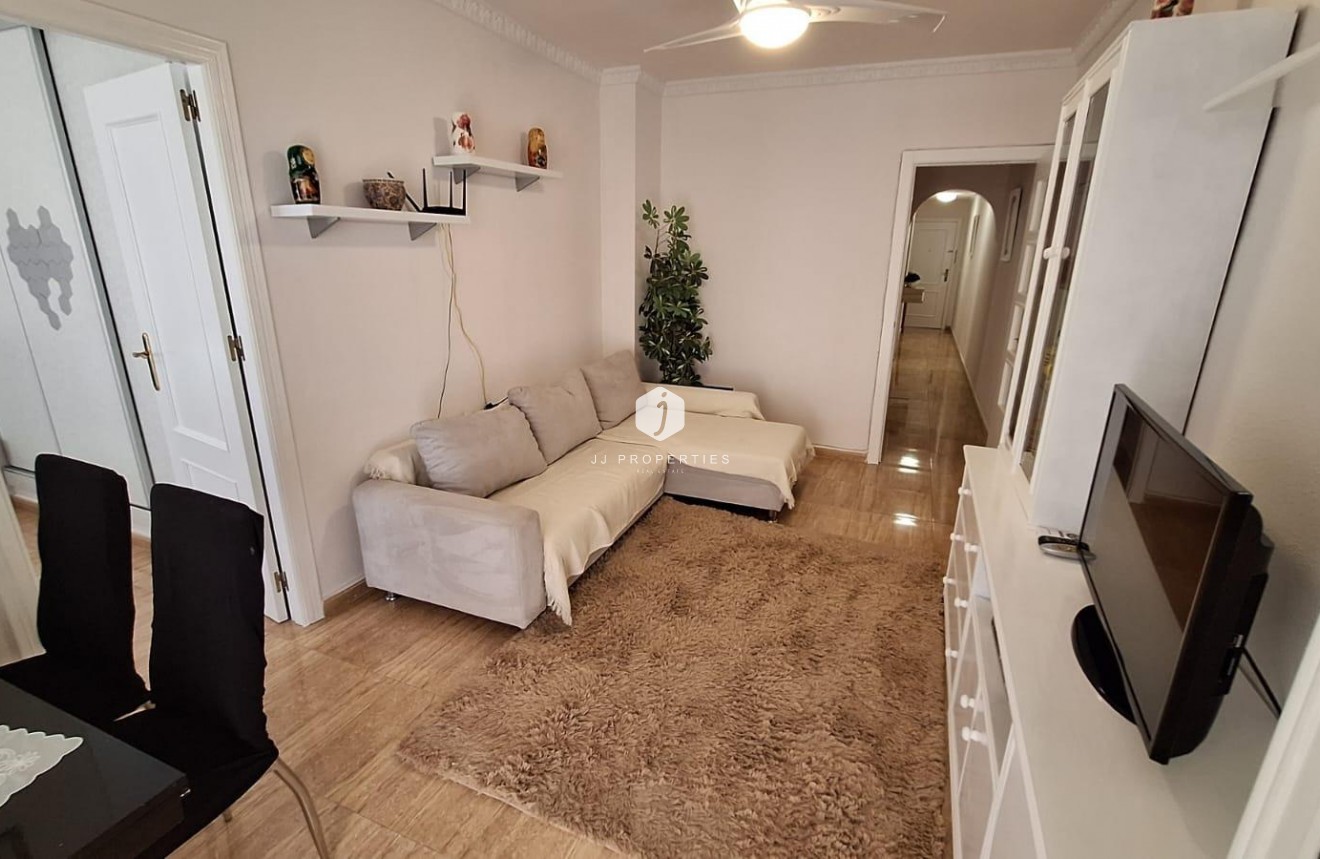 Tweedehands - Appartement / flat -
Torrevieja - Playa del Cura