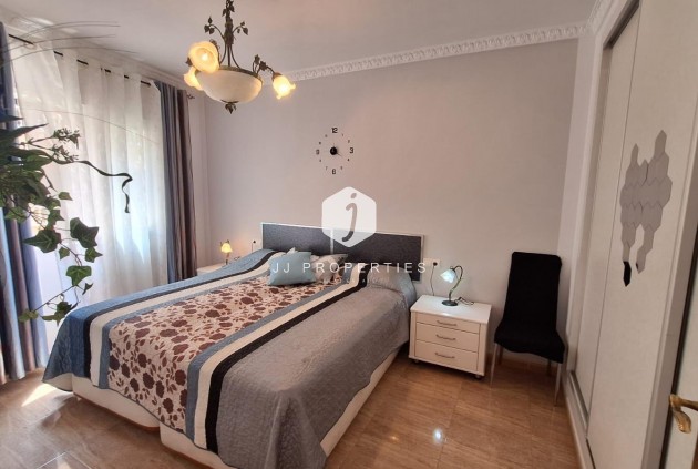 Tweedehands - Appartement / flat -
Torrevieja - Playa del Cura