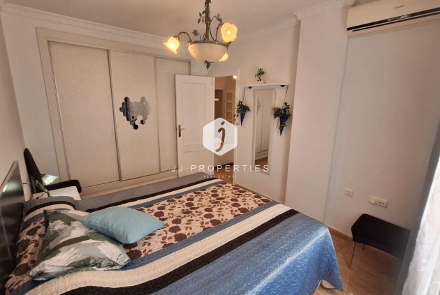 Tweedehands - Appartement / flat -
Torrevieja - Playa del Cura