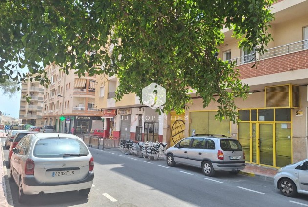 Tweedehands - Appartement / flat -
Torrevieja - Playa del Cura