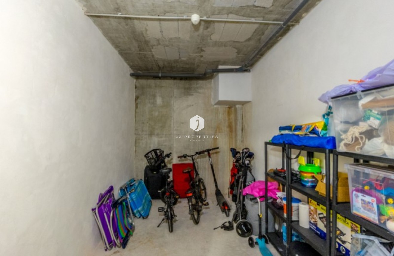 Tweedehands - Appartement / flat -
Torrevieja - Costa Blanca