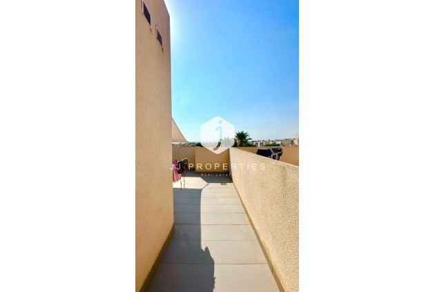 Tweedehands - Chalet -
Torrevieja - aguas nuevas