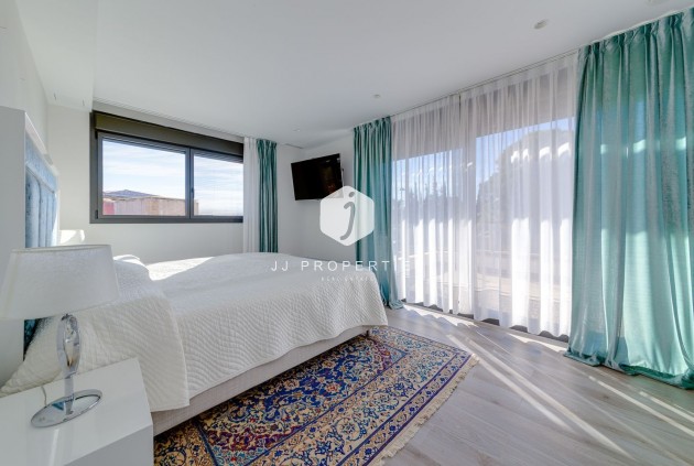 Tweedehands - Villa -
Torrevieja - Costa Blanca