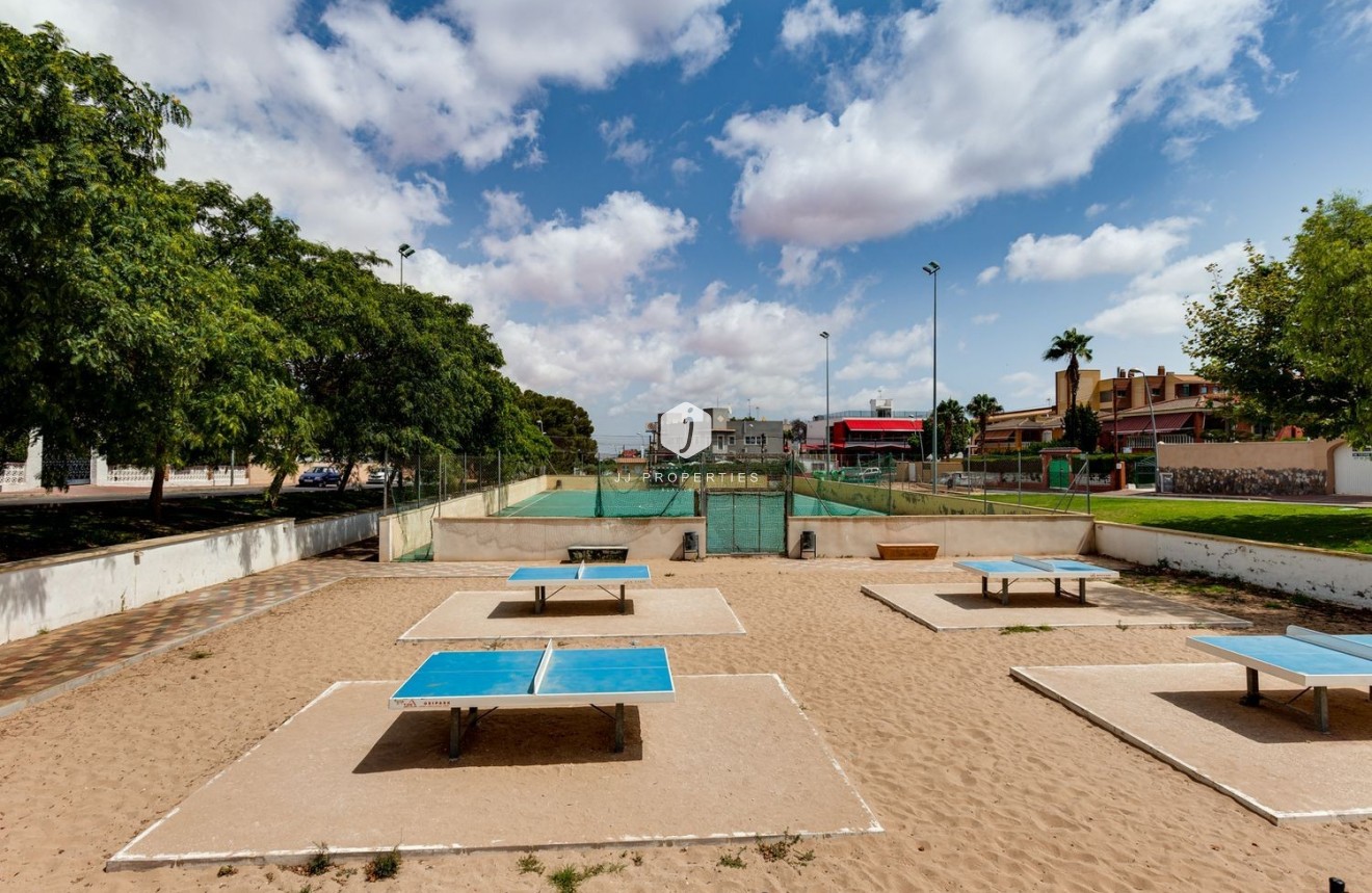 Tweedehands - Villa -
Torrevieja - Costa Blanca