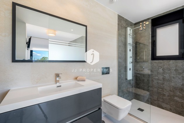 Tweedehands - Penthouse -
San Miguel de Salinas - Inland