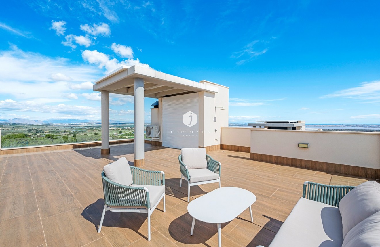 Tweedehands - Penthouse -
San Miguel de Salinas - Inland