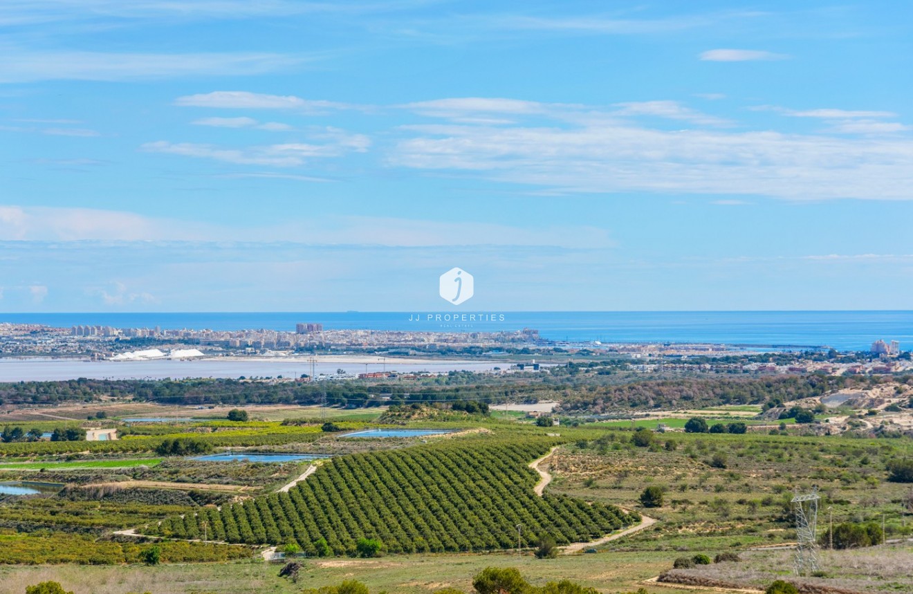 Tweedehands - Penthouse -
San Miguel de Salinas - Inland