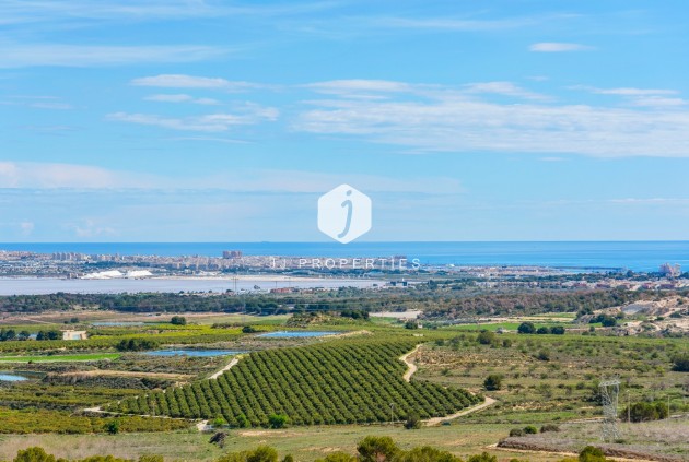 Tweedehands - Penthouse -
San Miguel de Salinas - Inland