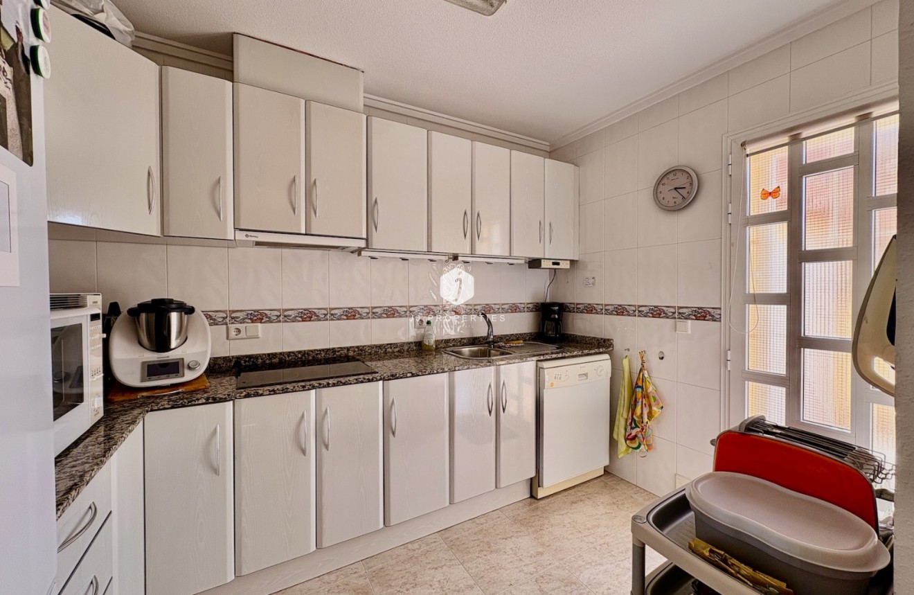 Tweedehands - Chalet -
Rojales - Inland