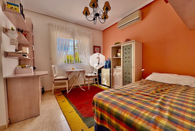 Tweedehands - Chalet -
Rojales - Inland