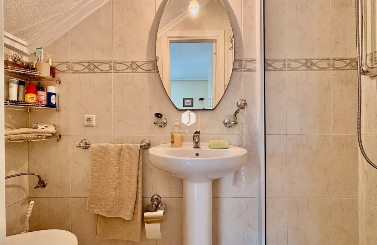 Tweedehands - Chalet -
Rojales - Inland