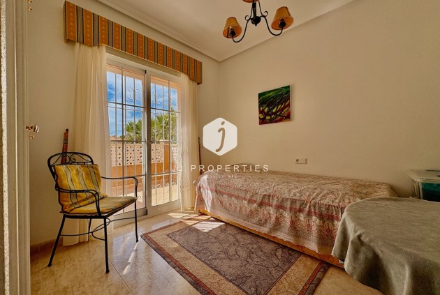 Tweedehands - Chalet -
Rojales - Inland