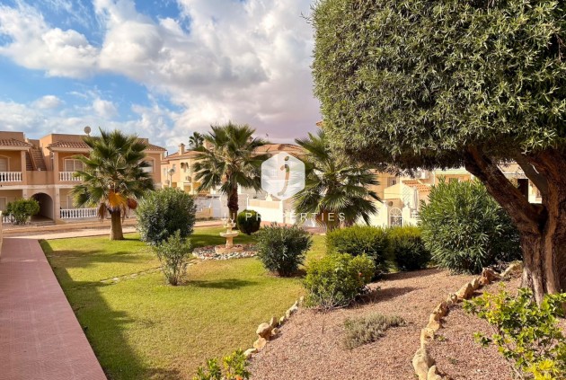 Tweedehands - Chalet -
Rojales - Inland