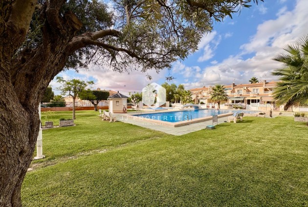 Tweedehands - Chalet -
Rojales - Inland