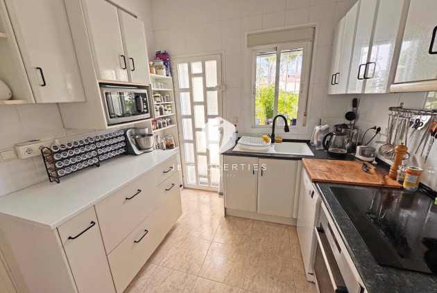 Tweedehands - Chalet -
Rojales - Inland