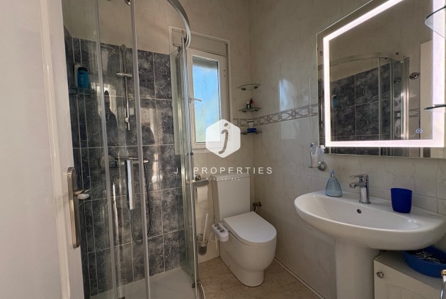 Tweedehands - Chalet -
Rojales - Inland