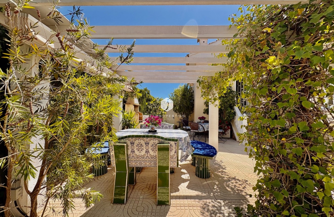 Tweedehands - Chalet -
Rojales - Inland