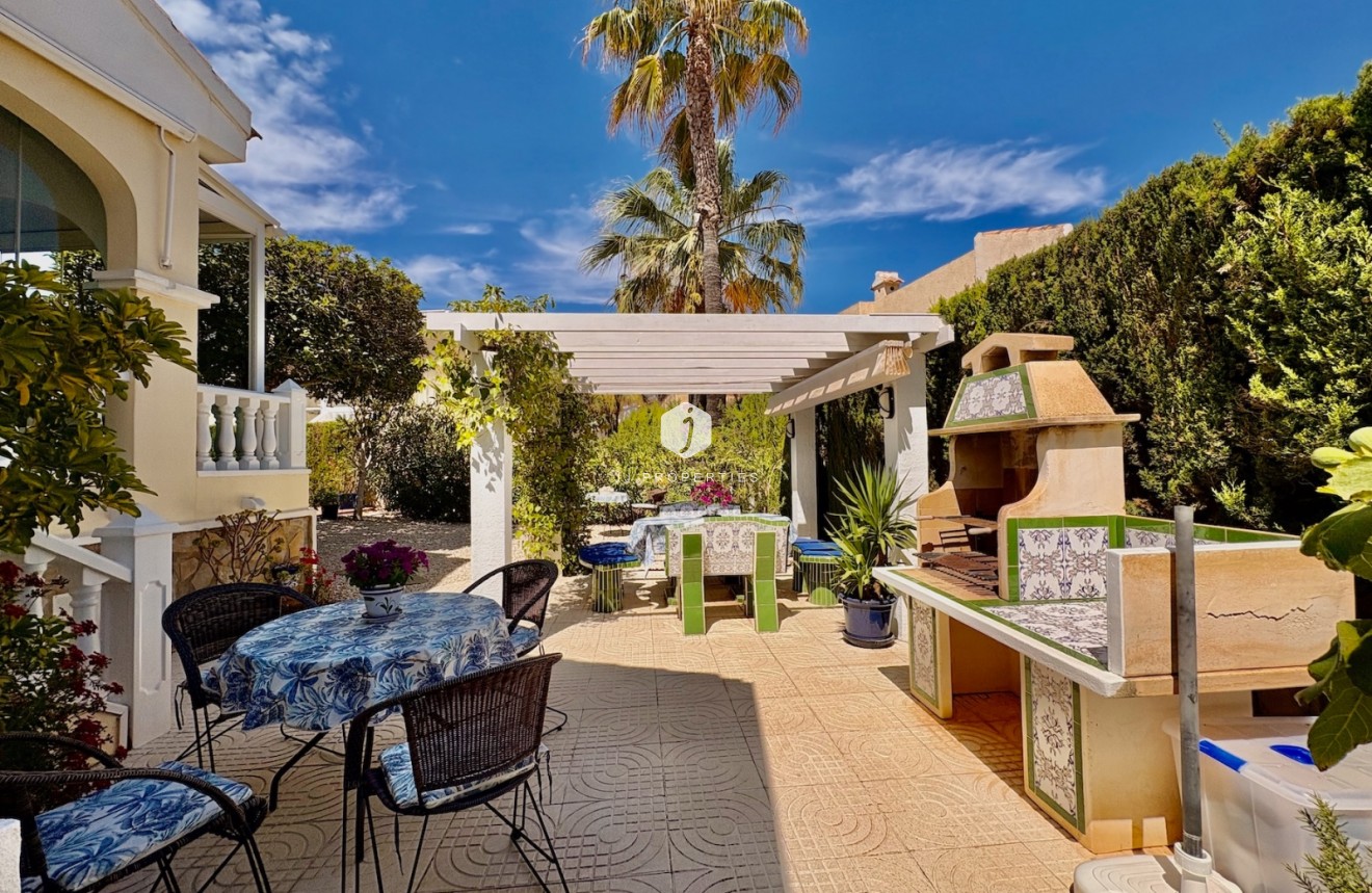 Tweedehands - Chalet -
Rojales - Inland