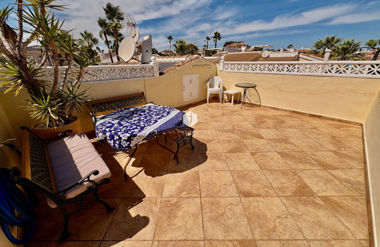 Tweedehands - Chalet -
Rojales - Inland