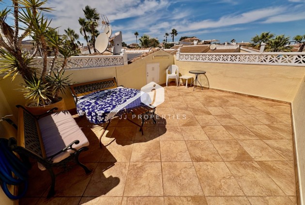 Tweedehands - Chalet -
Rojales - Inland