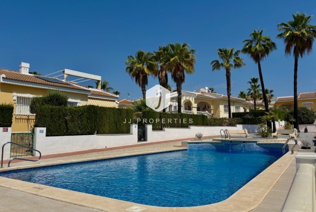 Tweedehands - Chalet -
Rojales - Inland