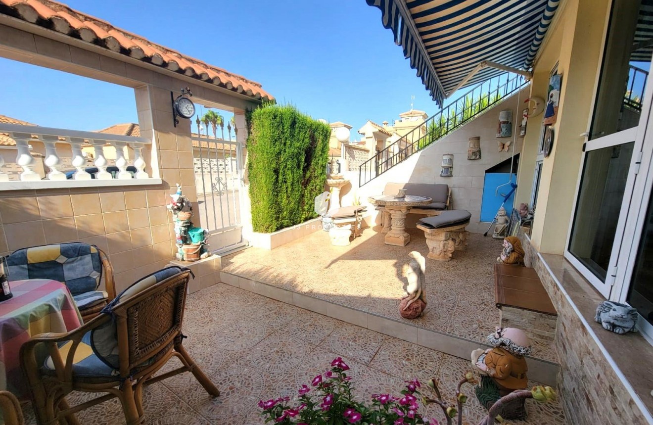 Tweedehands - Bungalow -
Torrevieja - Los Frutales