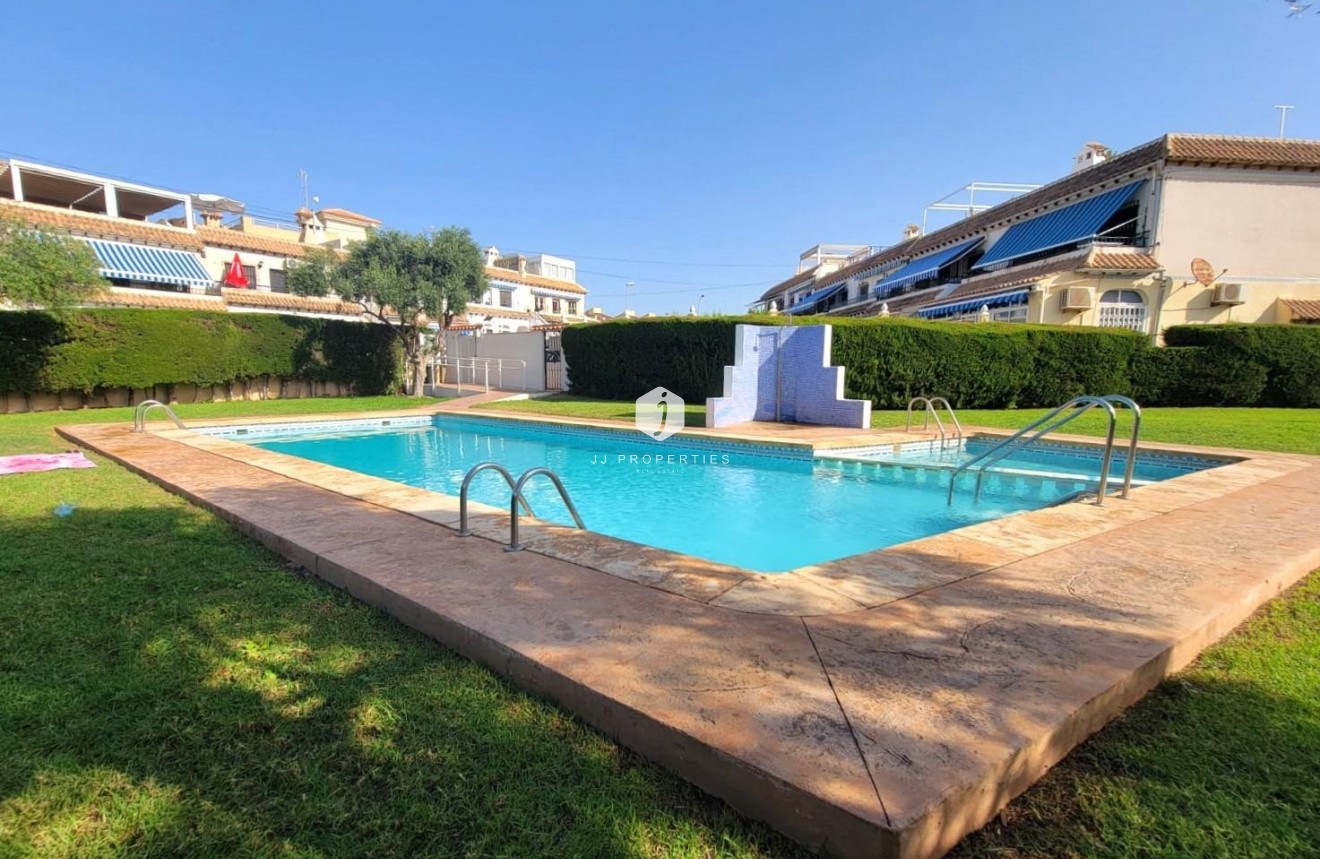 Tweedehands - Bungalow -
Torrevieja - Los Frutales