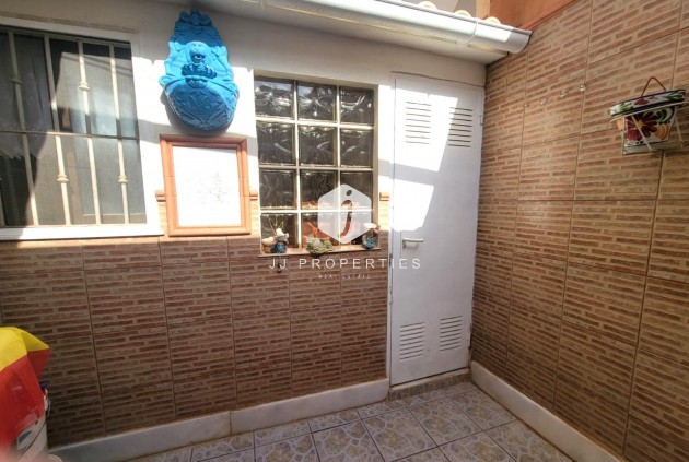 Tweedehands - Bungalow -
Torrevieja - Los Frutales