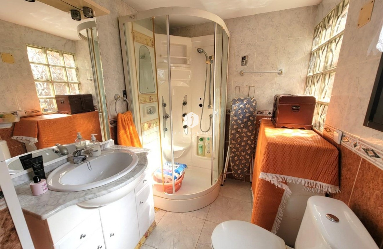 Tweedehands - Bungalow -
Torrevieja - Los Frutales